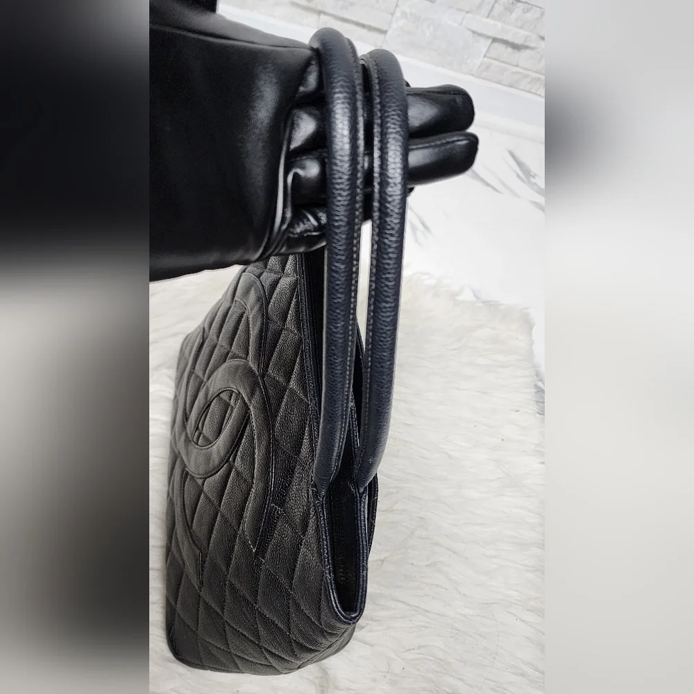CHANEL Caviar Maidallon Bag - Picture 12 of 15